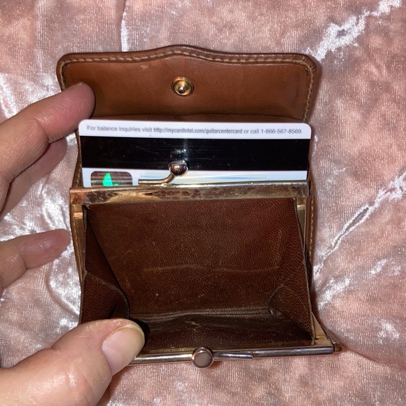 Gucci Double G small wallet/coin purse! - Picture 8 of 8